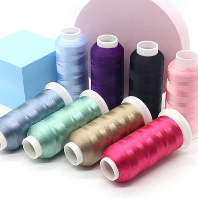 Filato di ricamo da 4000 metri per la macchina 720 colori 100% poliestere poliestere / viscosa