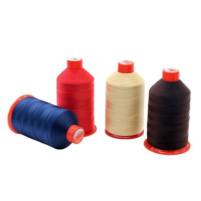 250 g di peso/fili di poliestere legati a cono Tex 45 Tex 70 Tex 90 per cuciture ad alta tenacità