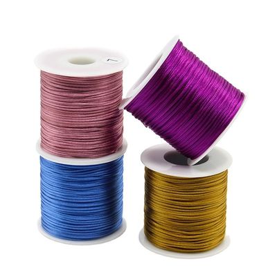 Logo del cliente Fabbricazione a mano Filtro di ricamo Moda Colore magico Cameleone Linea di filo