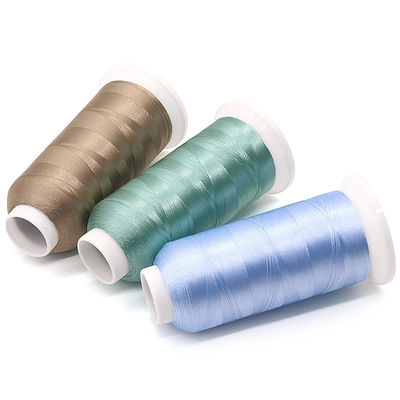 Colore tinto 720 colori 4000 Yard Polyester filo ricamo per cross stitch machine