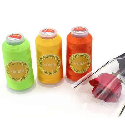 100% poliestere 120d 2 5000y filo di ricamo per la linea di produzione della macchina da crochet