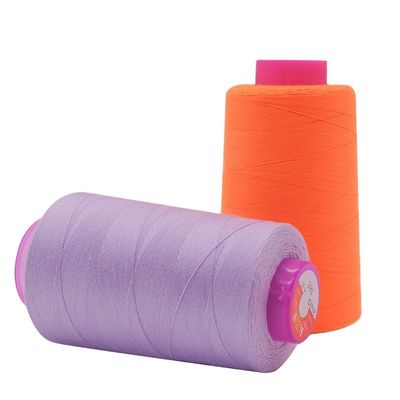 Produttori Filati di cucitura in poliestere di 100 spuni industriali 40/2 Ideali per abiti tinti