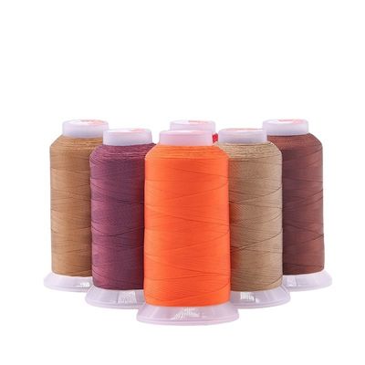 Forza del colore del modello 100% filo di cucitura in poliestere per TEX70 250D/3 304 colori