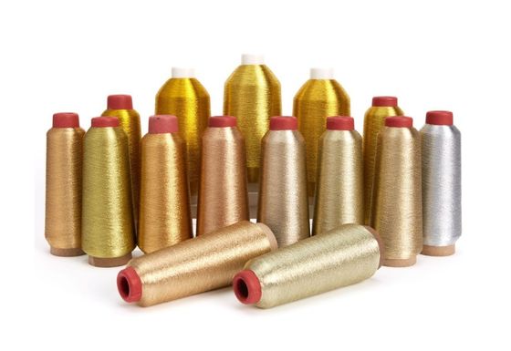125g 150D Filato metallico filo da cucire argento per accessori di abbigliamento 100% poliestere