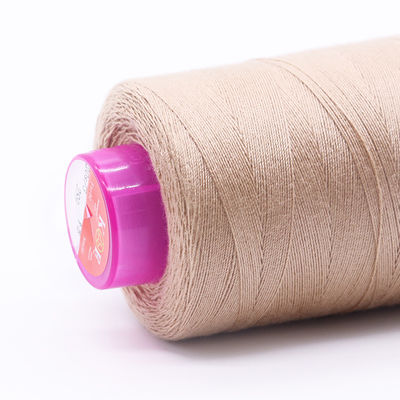 100 g 3300 y per cono filo di cucitura in poliestere 100% filato spunto 20/3 in 1000 colori
