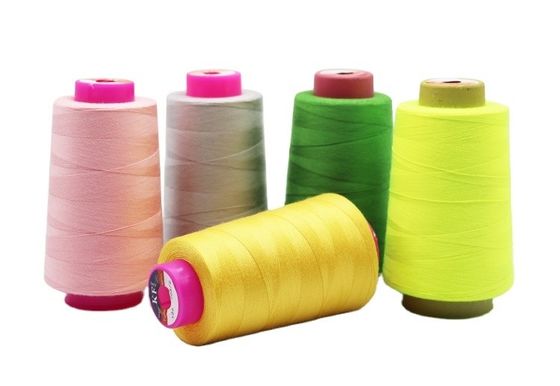 Filati di poliestere di cotone 100 g 3300 y per cono 40s/2 Filati di cucitura per applicazioni pesanti