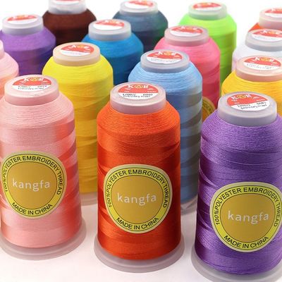 4000 Yard 120d/2 Poliestere 100% Lot Stock Industriale ricamo filo da cucire per la macchina di ricamo