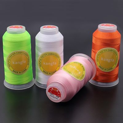120D/2 100% filo di ricamo in poliestere per ricamo in macchina 4000 Yard/cone 700 Colori