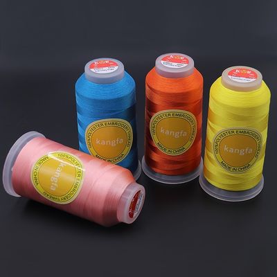 120D/2 100% filo di ricamo in poliestere per ricamo in macchina 4000 Yard/cone 700 Colori
