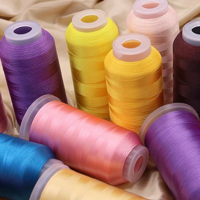 Materiale a cono trasparente 120d/2 filo a raggio 120g 5000y per ricami computerizzati