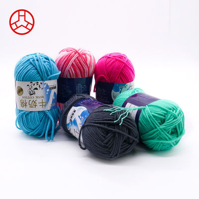 4 Filati di maglieria per maglioni a maglia di lana a spillo accettati OEM/ODM e materiale di latte cotone
