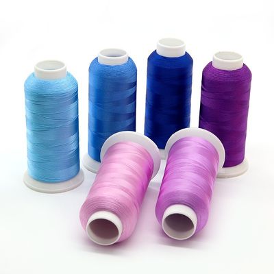 Materiale cono 100% poliestere resistente alle alte temperature filo ricamo di seta 120D/2 oro