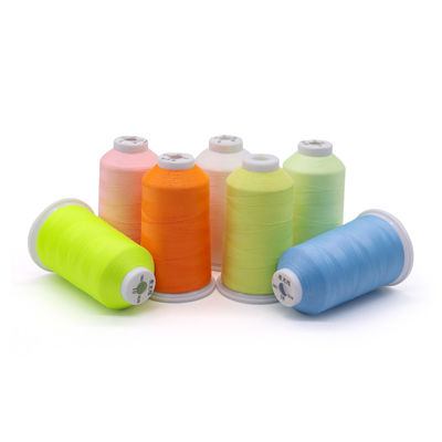 27 colori Poliestere 150D/2 filo luminoso per Jean cucito filo ricamo riflettente