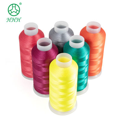 OEM ODM Accettazione 120D/2 Viscose Rayon Filato di ricamo con cono di plastica